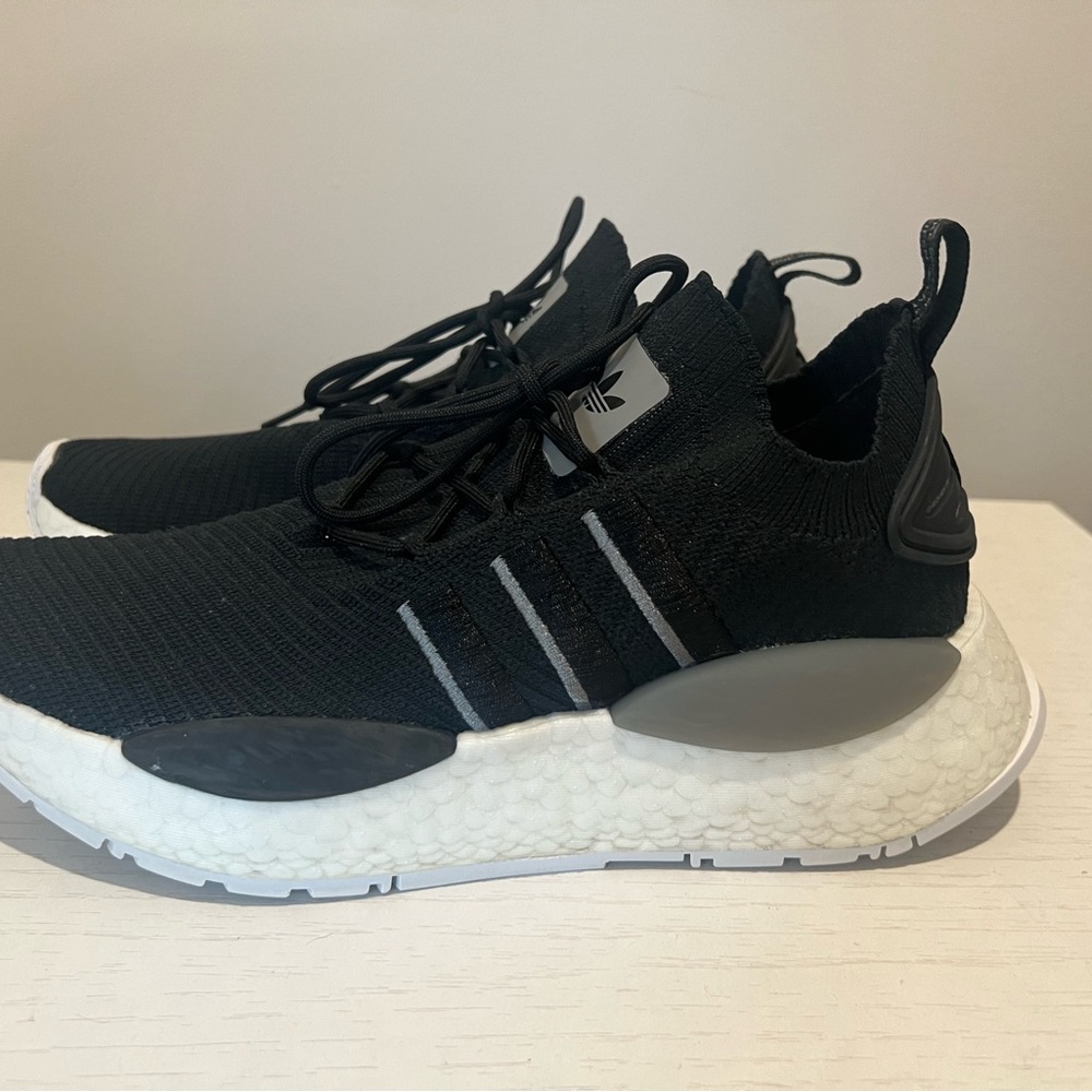Adidas Sneaker - Picture 5 of 6